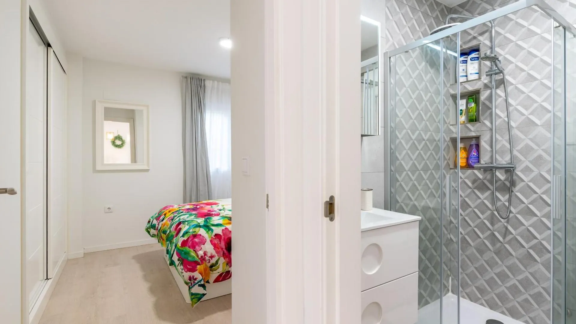 Whitey House In Triana Apartment Seville 0*,