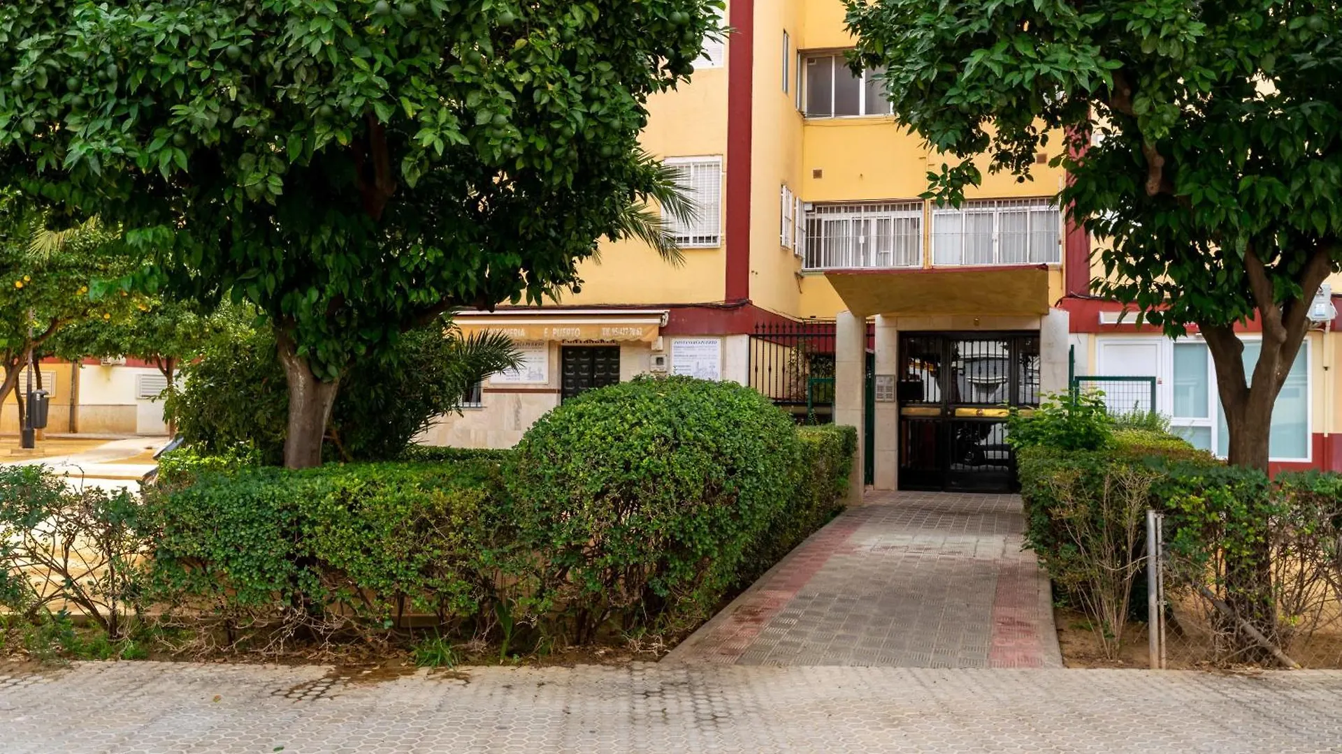 Whitey House In Triana Apartment Seville