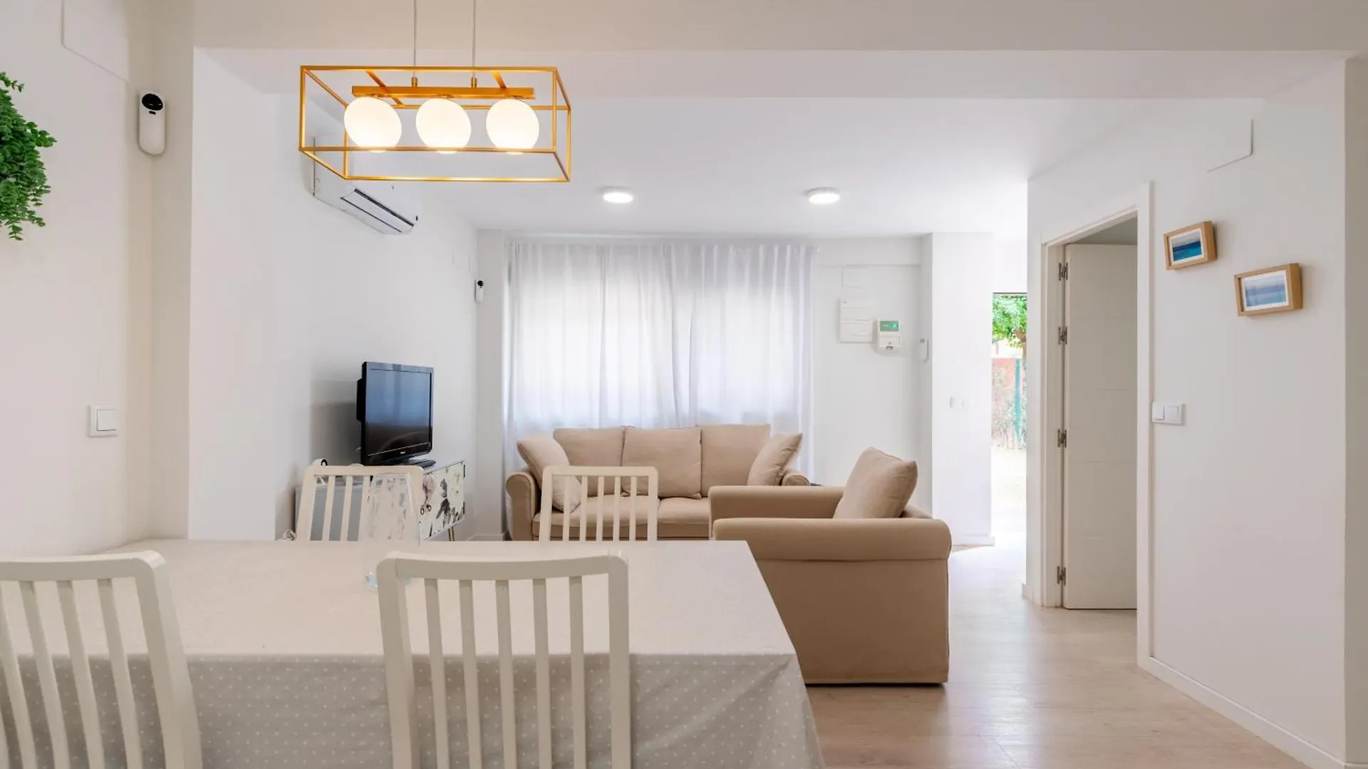 Whitey House In Triana Apartment Seville